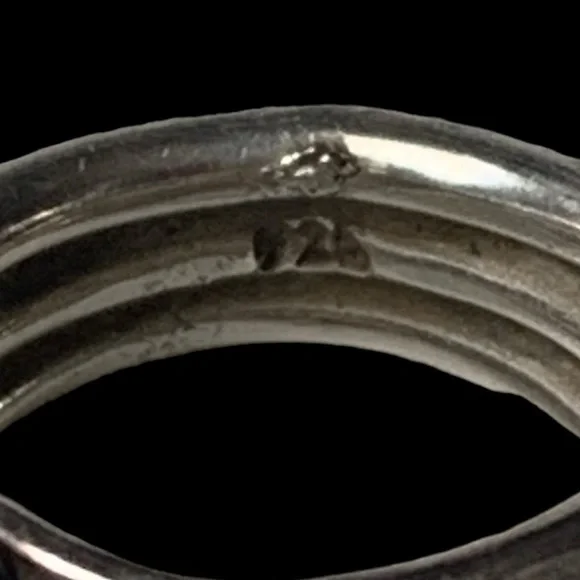 Vintage Modernist Design Sterling Silver Ring Women’s Jewelry Ring - Picture 8 of 8